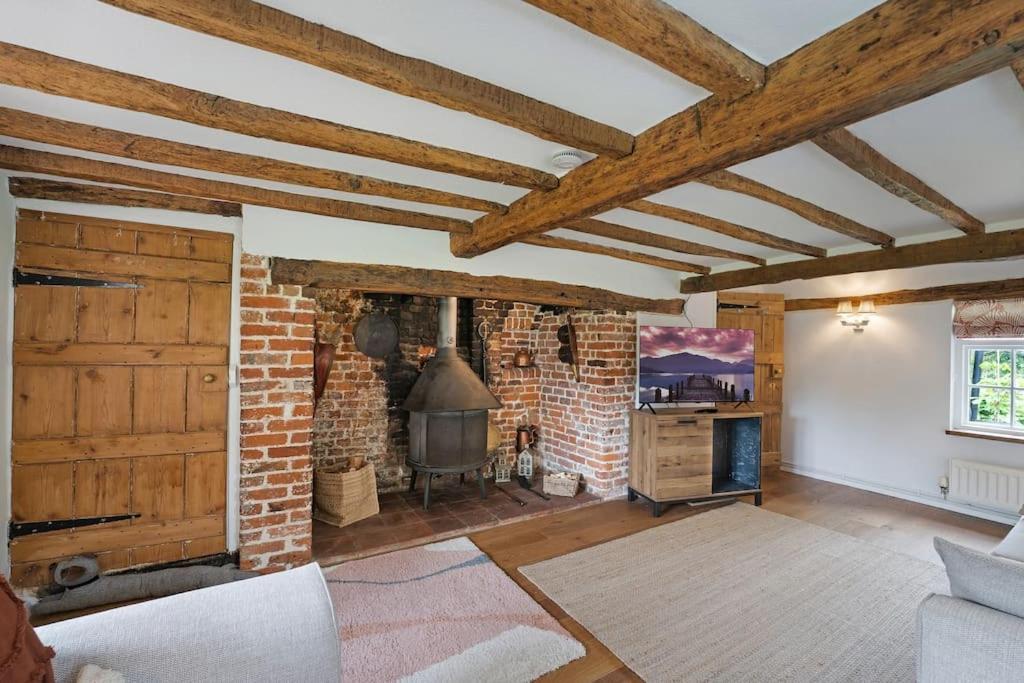 Vila Local Walks Pub Gardens Pet Friendly Landscaped Gardens And Free Private Parking Doddington  Exteriér fotografie