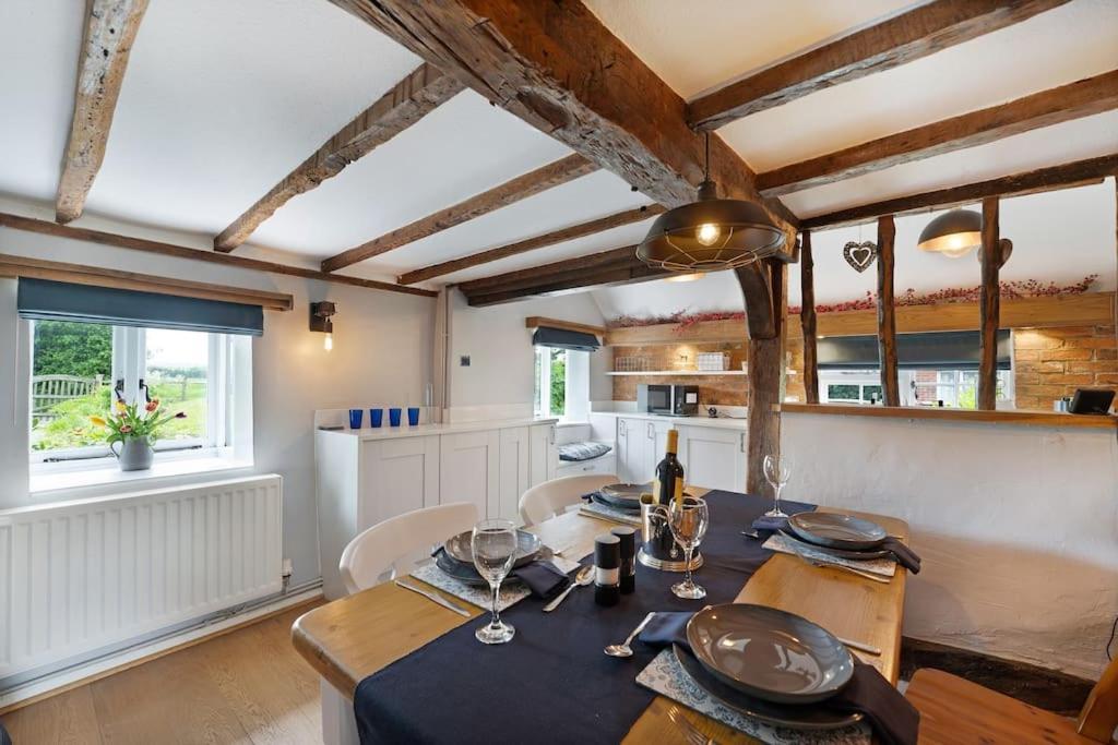 Vila Local Walks Pub Gardens Pet Friendly Landscaped Gardens And Free Private Parking Doddington  Exteriér fotografie