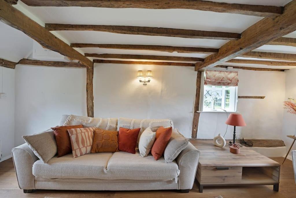 Vila Local Walks Pub Gardens Pet Friendly Landscaped Gardens And Free Private Parking Doddington  Exteriér fotografie